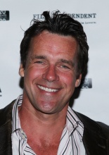 Дэвид Джеймс Эллиотт (David James Elliott)