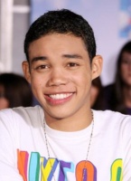 Фото Roshon Fegan